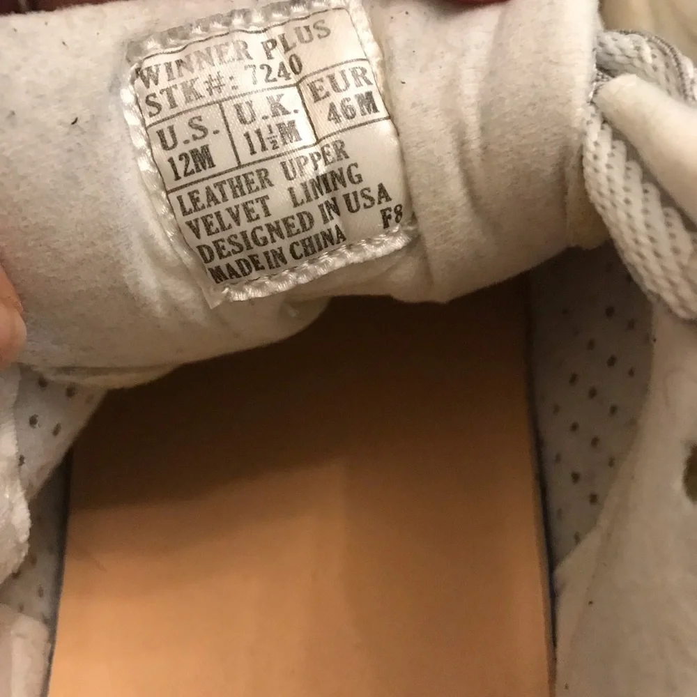 Dr Comfort sneakers